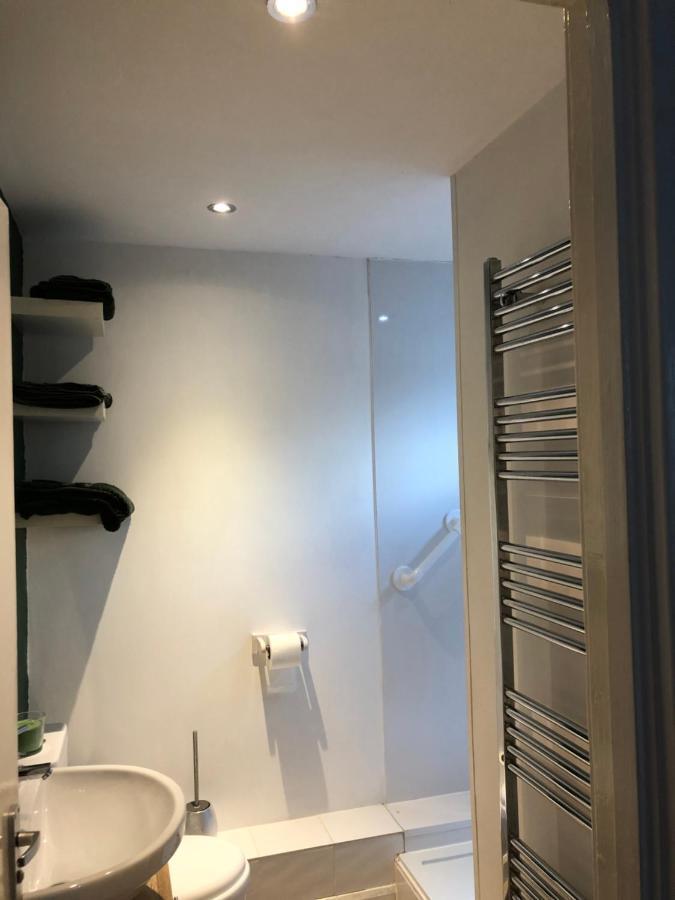Home From Home, Close To Redditch Hospital Abb Exterior foto